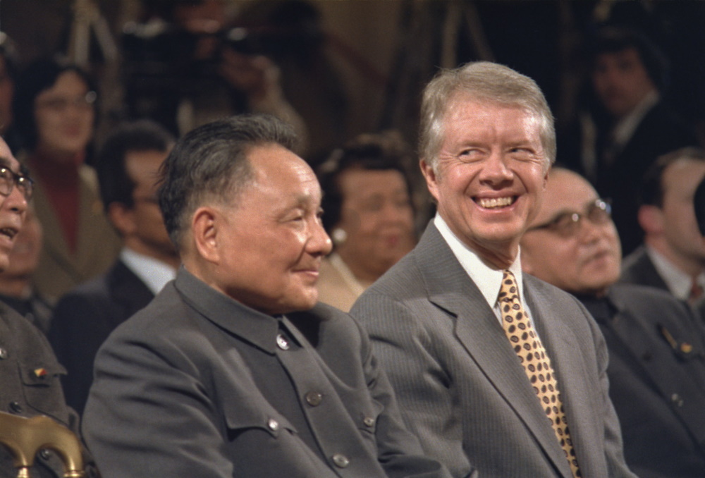 Deng Xiaoping and Jimmy Carter during Sino-American signing ceremony - 31/1/1979.